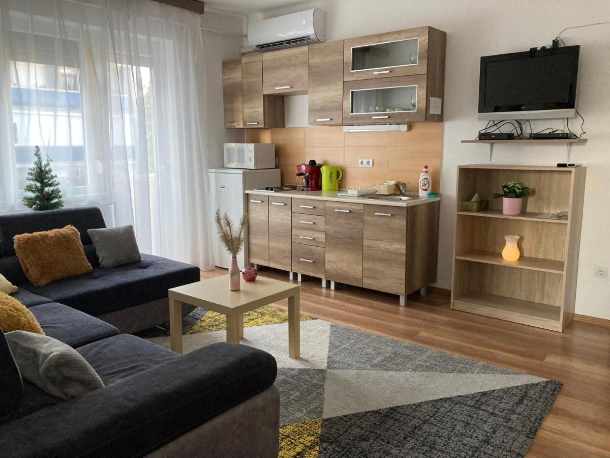 Origo Apartman Eger Exterior photo